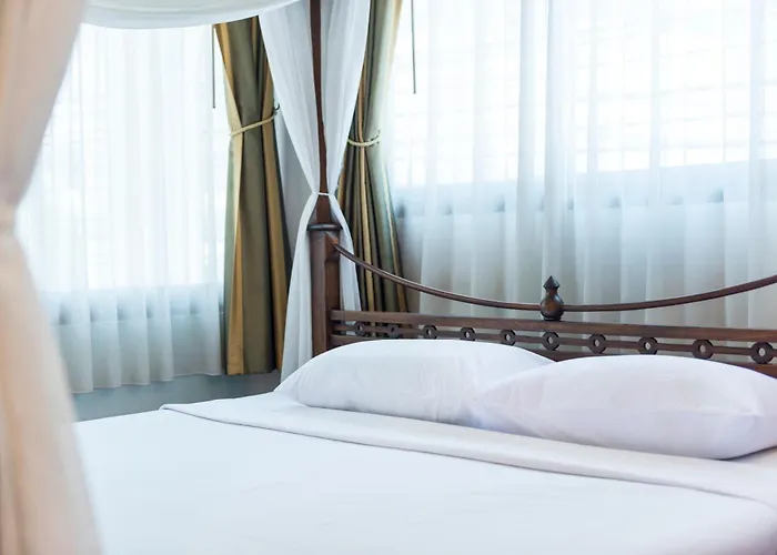 The House Hotel