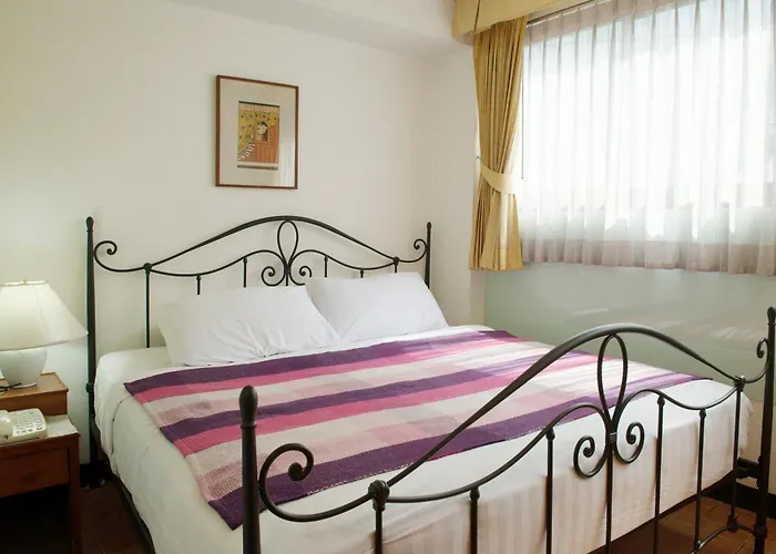 The House Hotel